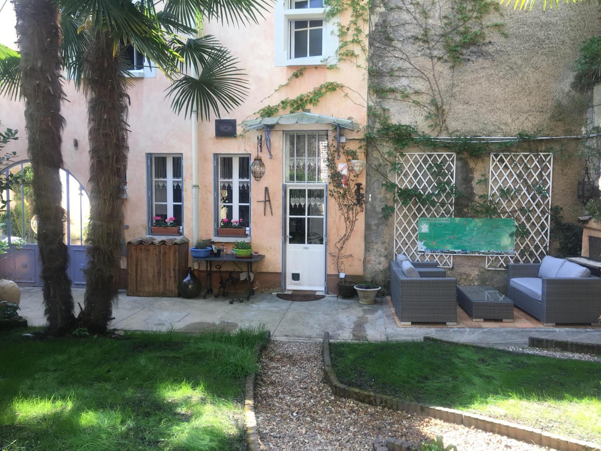 Bed and Breakfast Cote Sud Troo Экстерьер фото