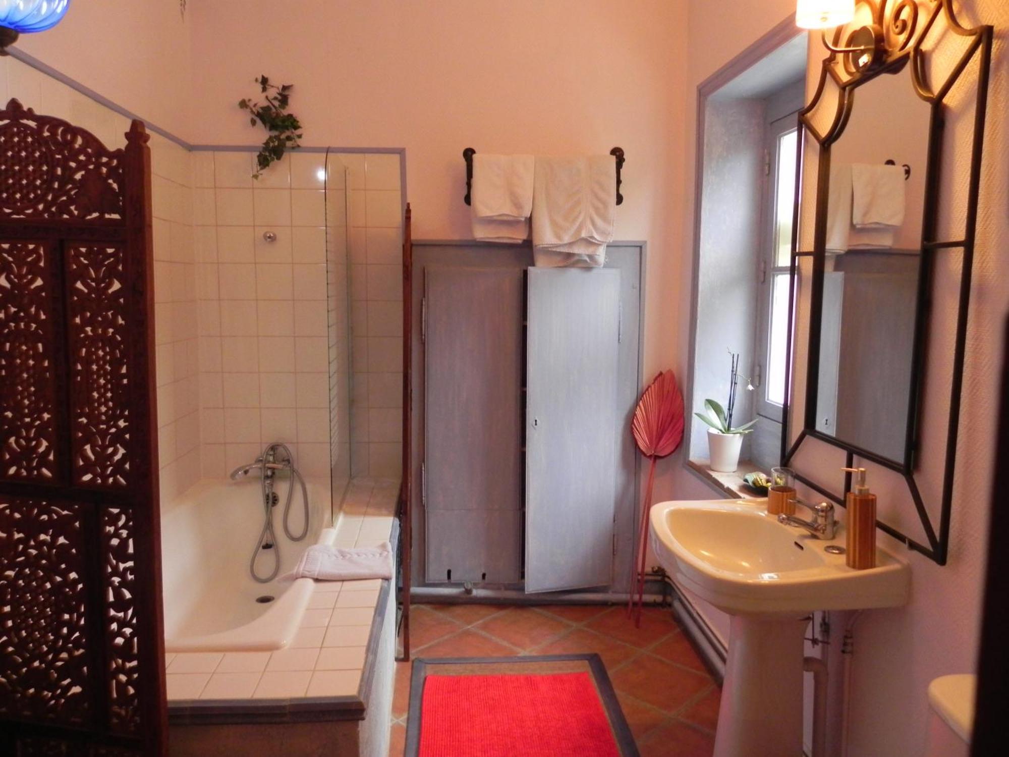 Bed and Breakfast Cote Sud Troo Экстерьер фото